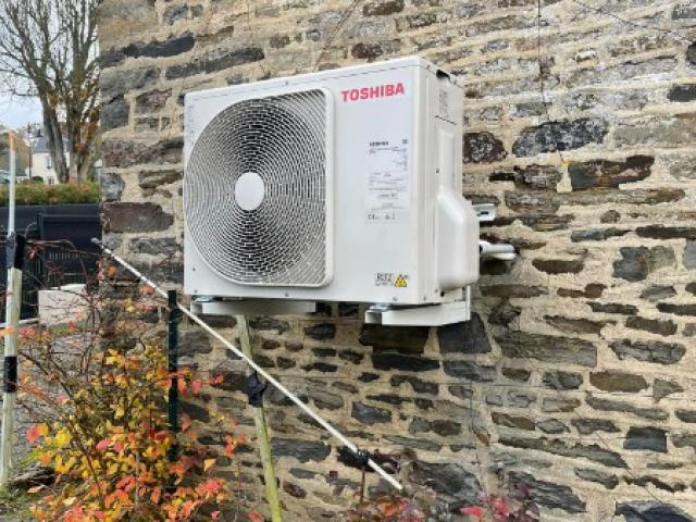 Installation pompe à chaleur Toshiba -  Montilly-sur-Noireau dans l'Orne