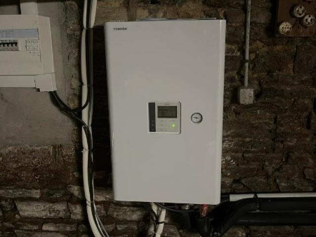 Installation pompe à chaleur Toshiba -  Montilly-sur-Noireau dans l'Orne